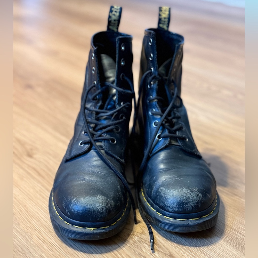 Doc Martens Woman’s Lace Up Combat Boots - Picture 3 of 11